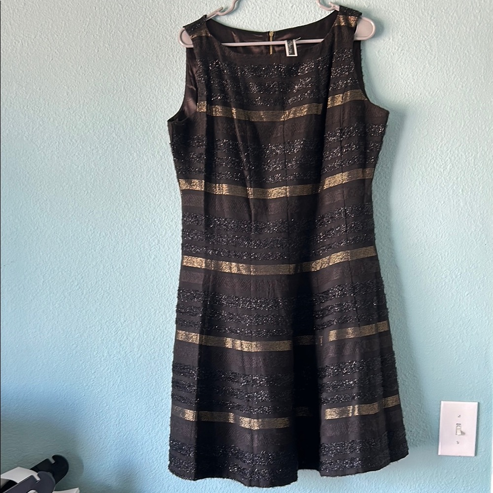 Julian Taylor New York Elegant Black and Gold Striped Dress Size 14